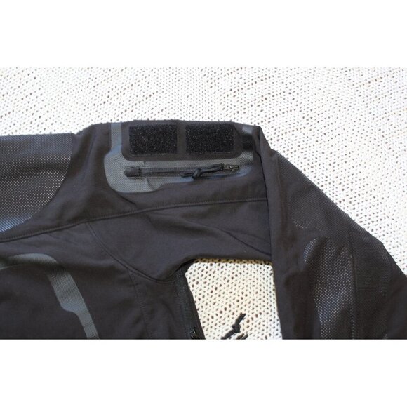 War Armor Fleece lined Tactical Black Softshell Men Jacket Size Large Pockets - Picture 9 of 13